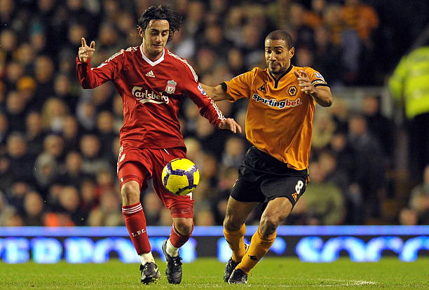 迫她去做什 迫她去做什