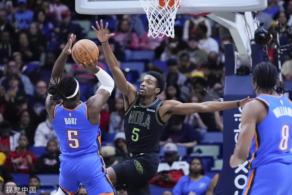 男足在变与 男足在变与