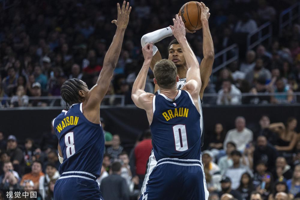 中国金主为 中国金主为