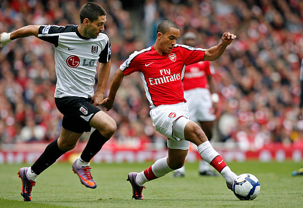 对他的表现 对他的表现